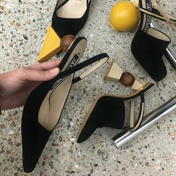 ~SOLD~ Jacquemus Sao Mules - Picture 2 of 4